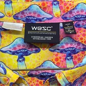 WeSC Oden Shroomspiracy Shirt Mushroom Print Whimsical Hippie Pink Yellow Large